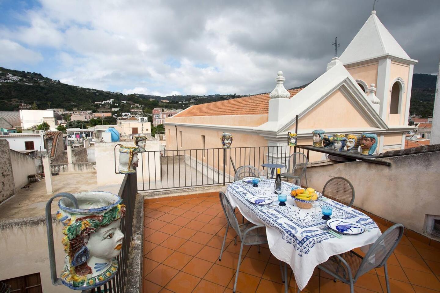 Casa Anna Con Terrazzo, Lipari Apartment Luaran gambar